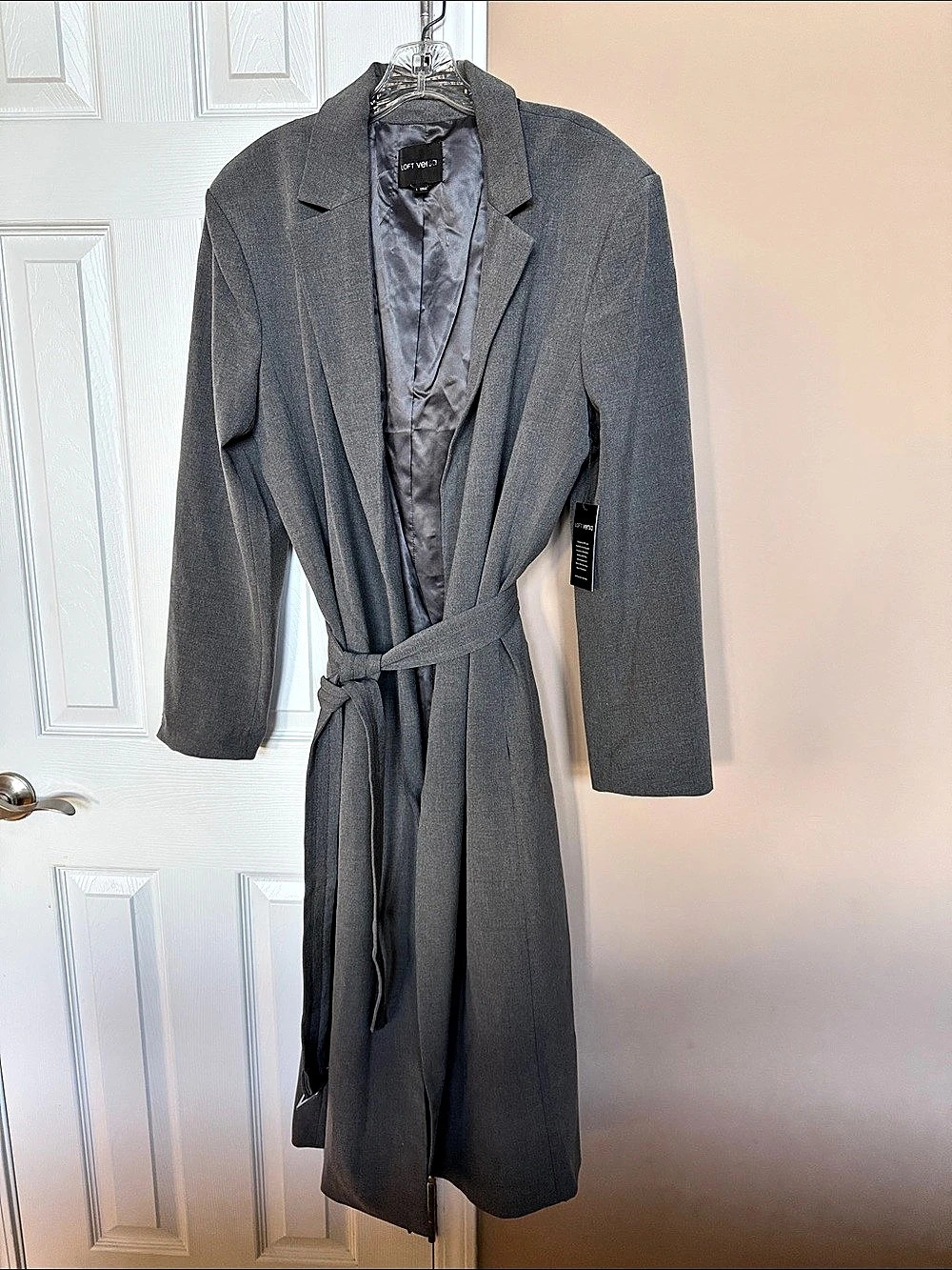Loft Versa Gray Belted Trench Coat Size Large NWT